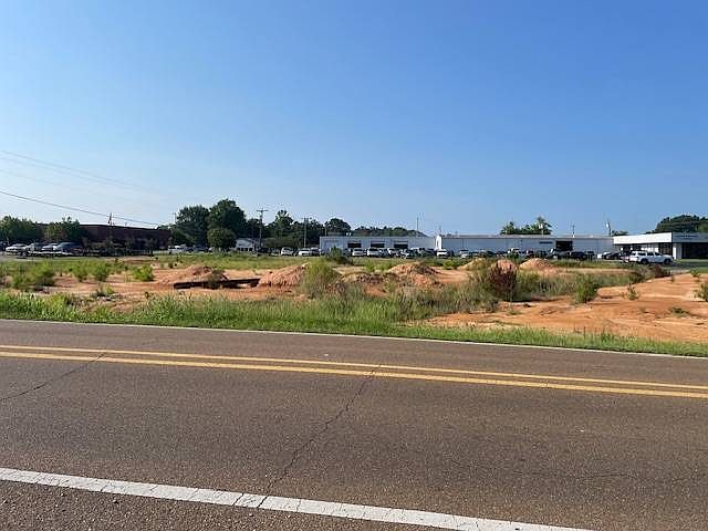 1st image of 1 Posey Ave