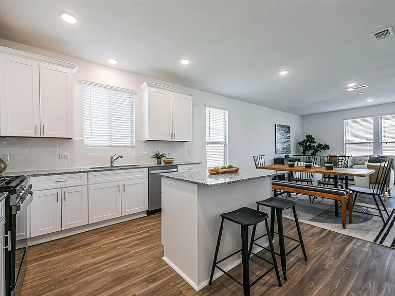 3075 Clydesdale Dr — Photo 14