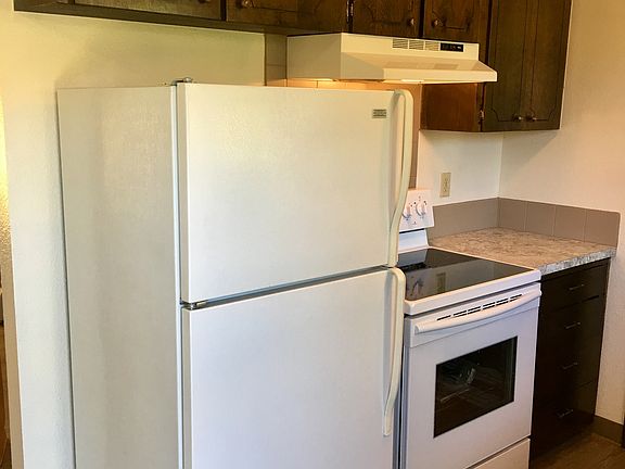 2nd image of 3515 NE 45th St