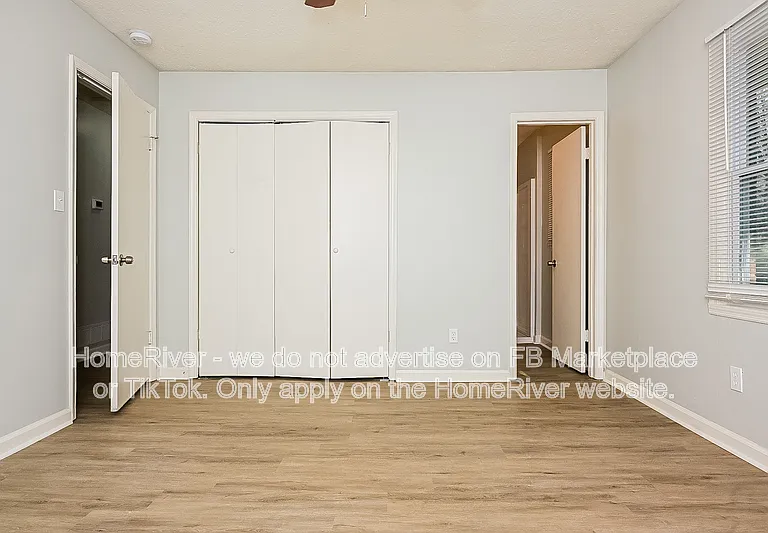 126 Amberwood Ln — Photo 7