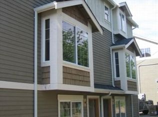 409 NW 101st St #B, Seattle, WA
