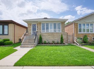 5723 W 55th St, Chicago, IL 60638