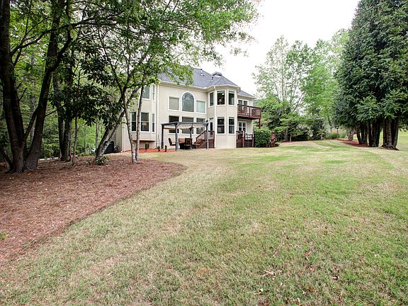 5th image of 731 Whisper Wind Ct