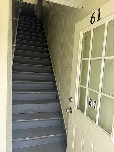 61 Washington Ave Photo 1