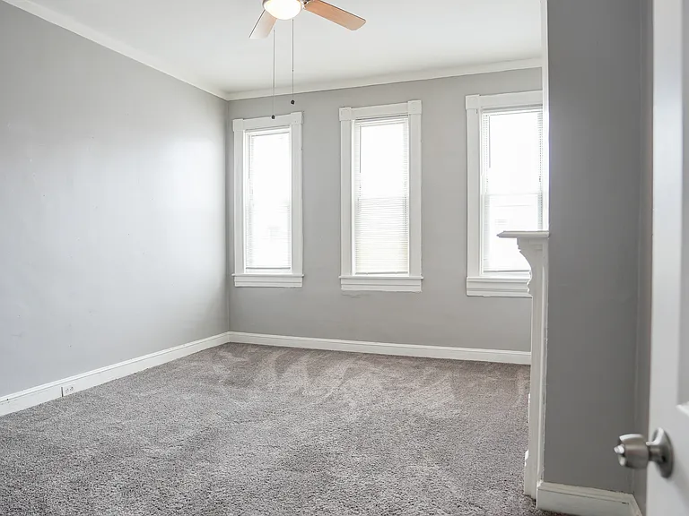 2532 Francis St — Photo 11