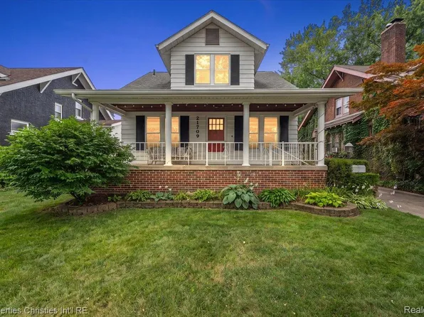 21709 Tenny St, Dearborn, MI 48124