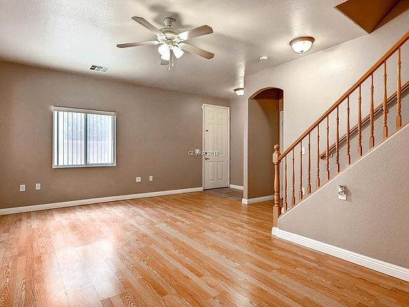 3rd image of 4025 Pepper Thorn Ave #1