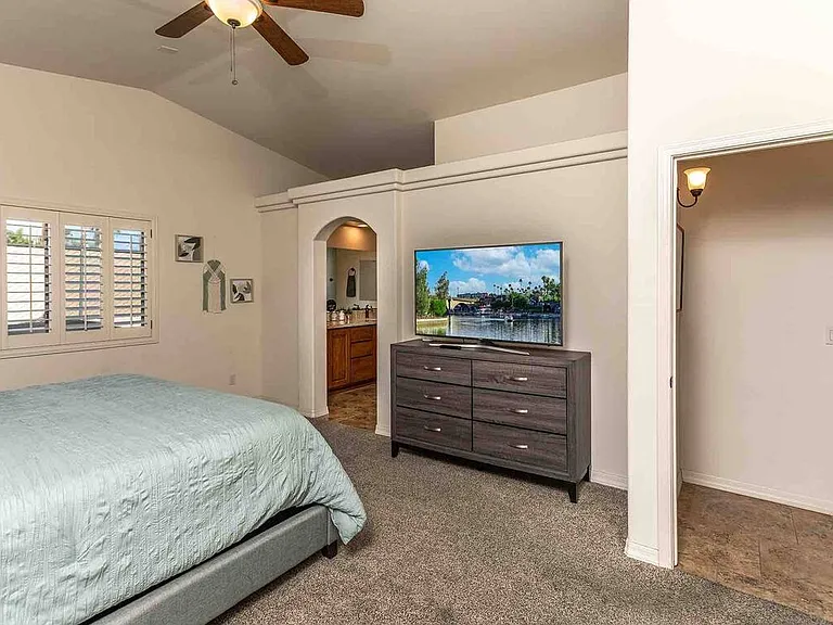 3240 McCulloch Blvd N — Photo 8