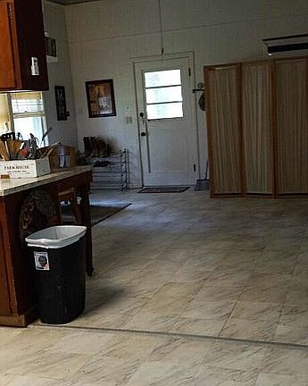 Dinning room/ front entry