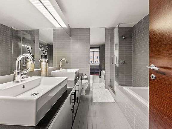 4th image of 150 Myrtle Ave APT 1103