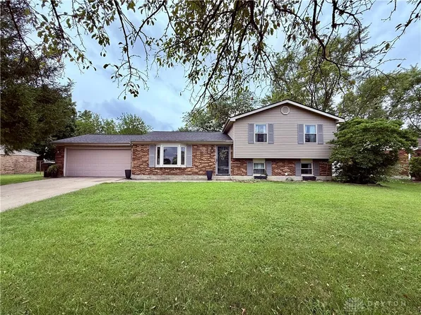 830 Wenger Rd, Englewood, OH 45322