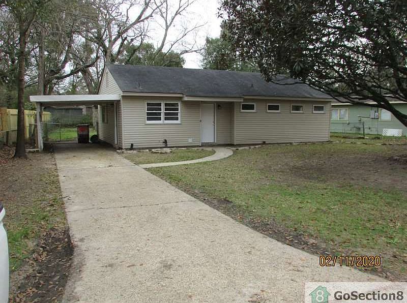1st image of 3019 Louise Dr N