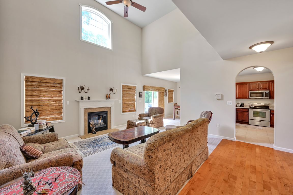 07-Living Room