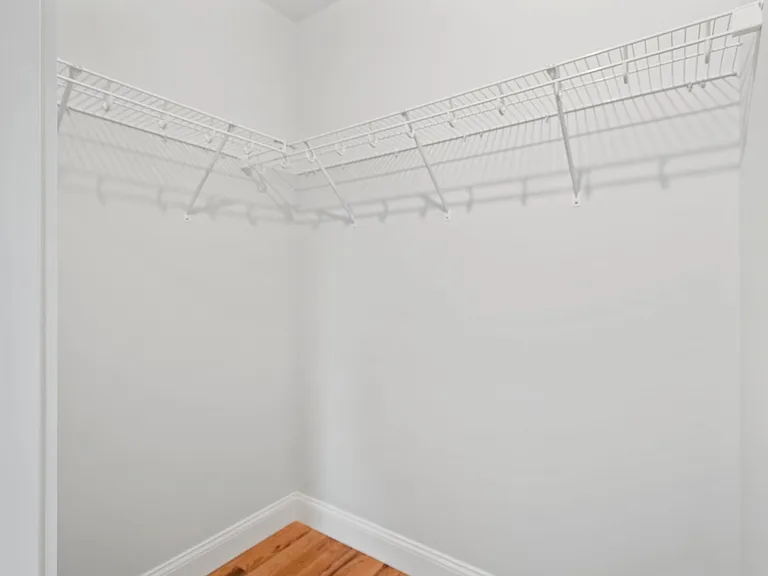 Paul's Place — Photo 15