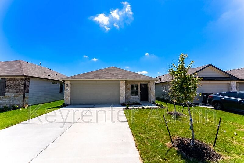 1st image of 539 Apache Plum Dr