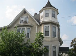 401 Harrison Ave APT 2D, Norwood, PA 19074