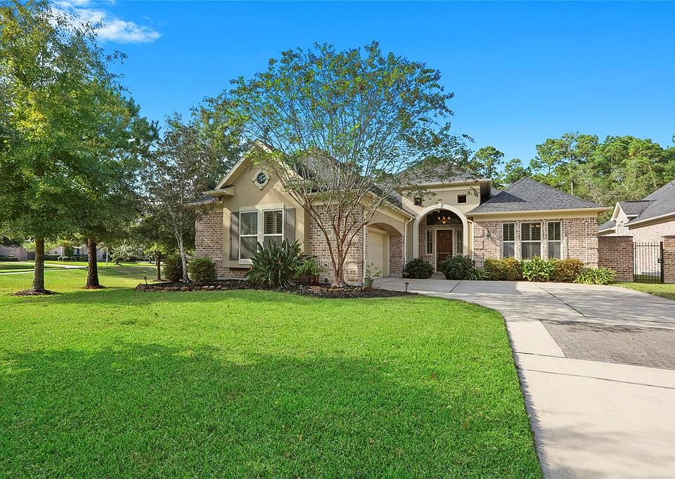 1st image of 5522 August Hill Dr