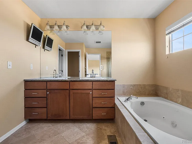 23149 Timber Spring Ln — Photo 15