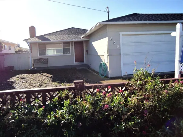 628 Grove St, Half Moon Bay, CA 94019