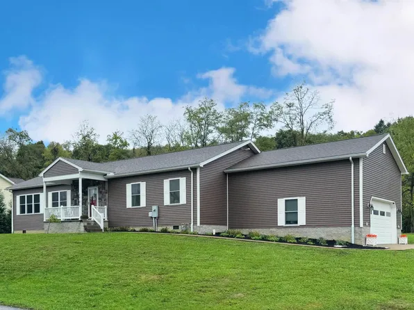 1701 Union St, Fairmont, WV 26554