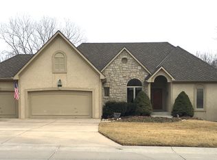 10175 S North Lake Ave, Olathe, KS 66061