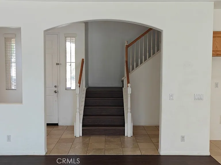 1763 Dennison Dr — Photo 3