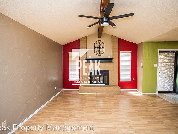 3rd image of 5734 Dartmouth Dr