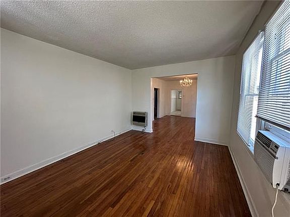 3rd image of 4208 State Street Dr