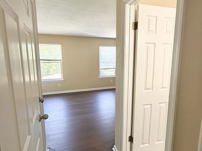 3937 Seeman Rd #1 — Photo 23