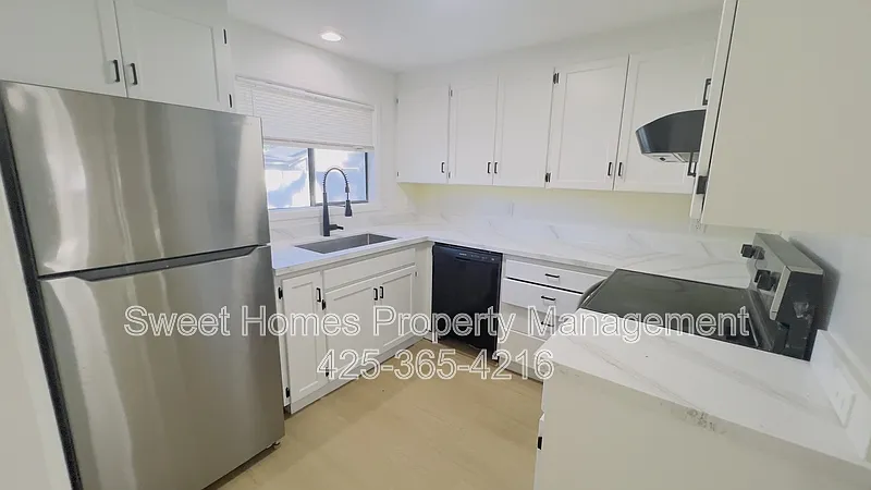 3 bed, 2.0 bath, 1590 sqft, $2,600 — Photo 3