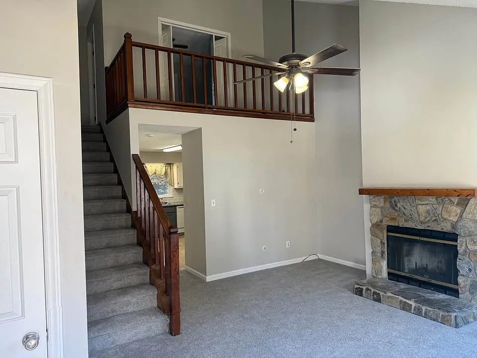 3 bed, 1500 sqft, $1,850 — Photo 2