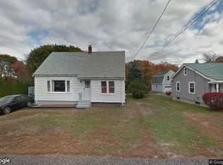 721 S Main St, Bellingham, MA 02019