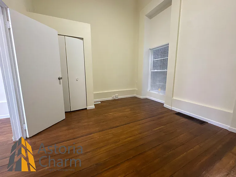 2102 Maryland Ave #1F — Photo 5