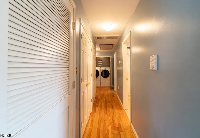 15-21 Oraton St #2 — Photo 7