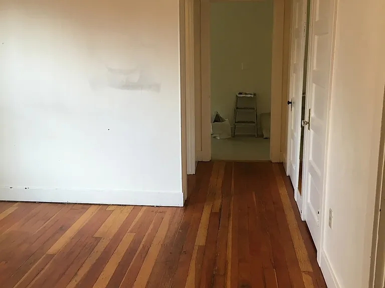 1916 NE Everett St — Photo 14