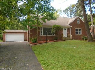 6780 Seneca Rd, Mayfield Village, OH 44143