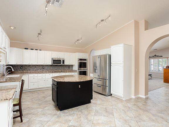 3rd image of 21561 N 56th Ave