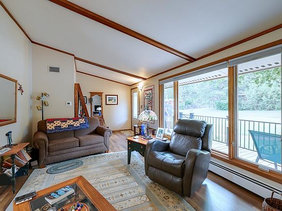 5th image of 1704 E 8th Ave
