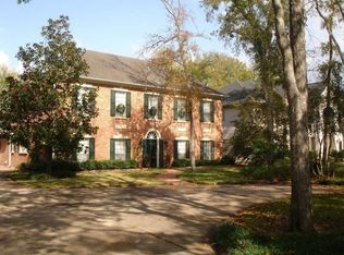 2110 Plantation Dr, Richmond, TX 77406