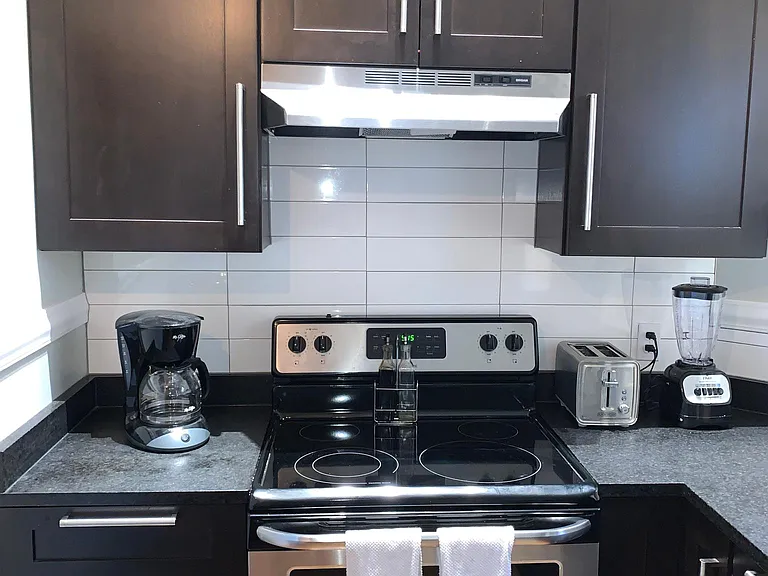 1657 Story Ave #2 — Photo 6