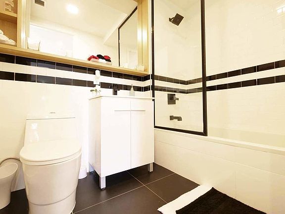 2nd image of 2290 Atlantic Ave #6D