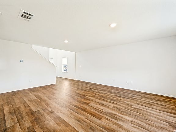 5th image of 6007 BLUESTEM WAY