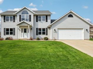 1810 Chapin Ct, Stoughton, WI 53589