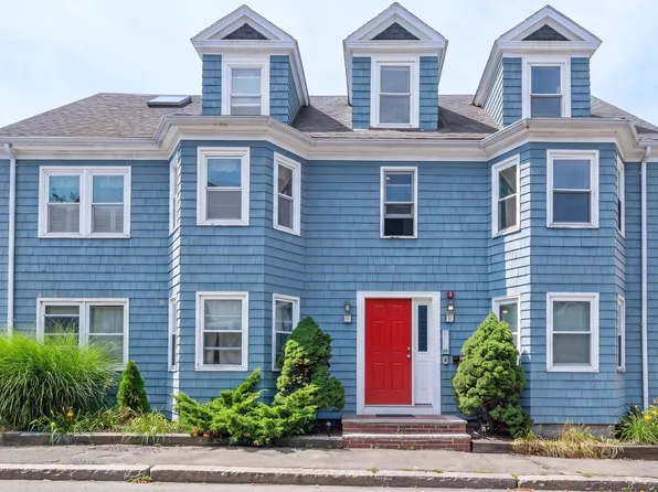 21 Mall St #2, Salem, MA 01970
