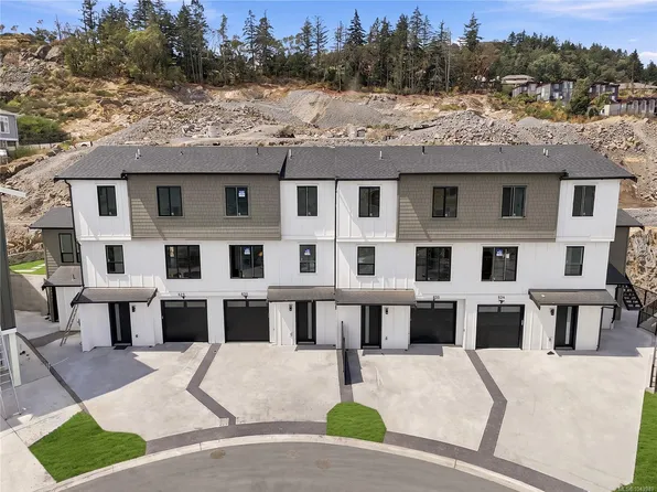 838 Blackbird Pl, Langford, BC V9B 6H4