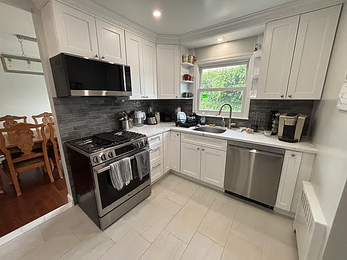 20 Huntley Rd #SFH Photo 1