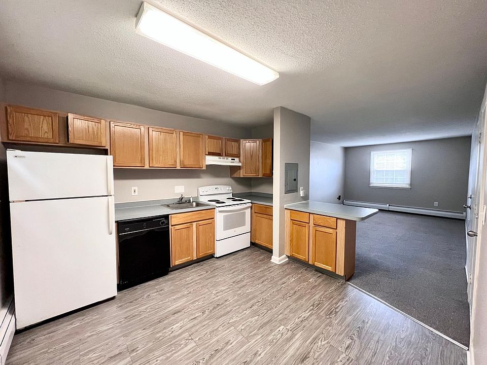 19 Bradford Dr Greenfield, MA Zillow Apartments for Rent in Greenfield