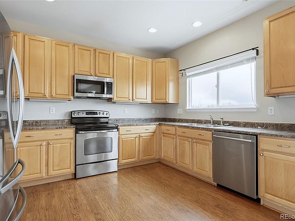 3rd image of 15975 Longford Drive