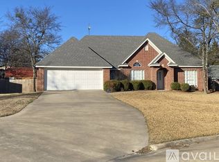 6012 Remington North Cir, Durant, OK 74701
