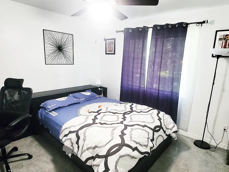 4717 SW 69th Ter — Photo 11